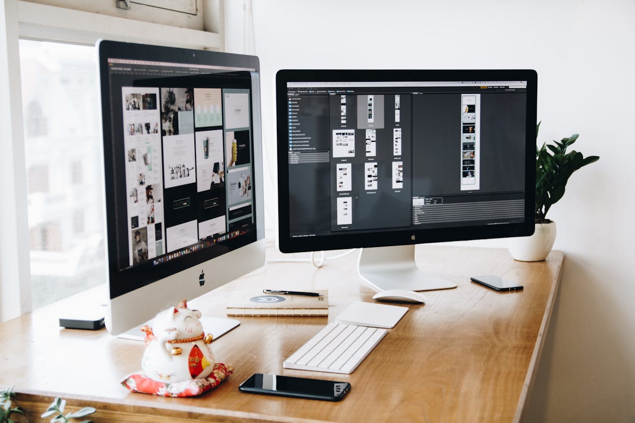 pexels photo 326503 - Techtivus: Website and Application Development Agency