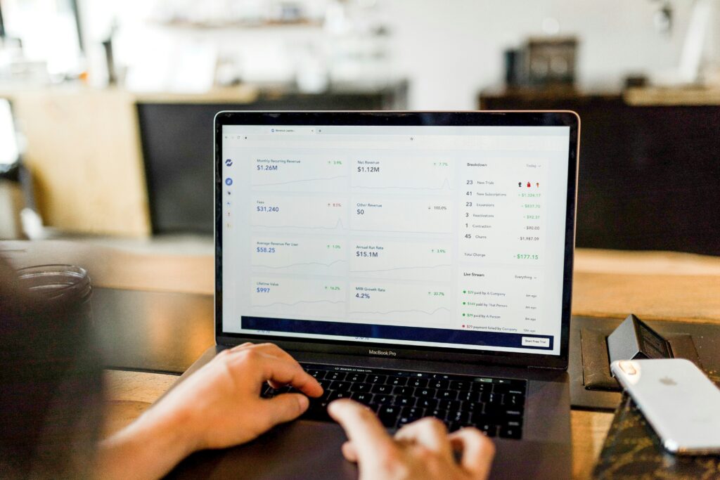 austin-distel-744oGeqpxPQ-unsplash austin distel 744oGeqpxPQ unsplash - Techtivus: Website and Application Development Agency